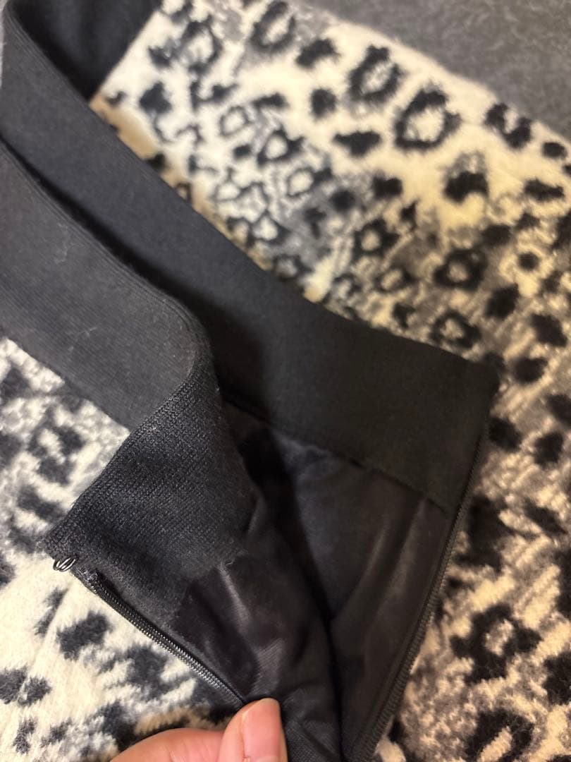 美品】Salvatore Ferragamo レオパード柄タイトスカート XS