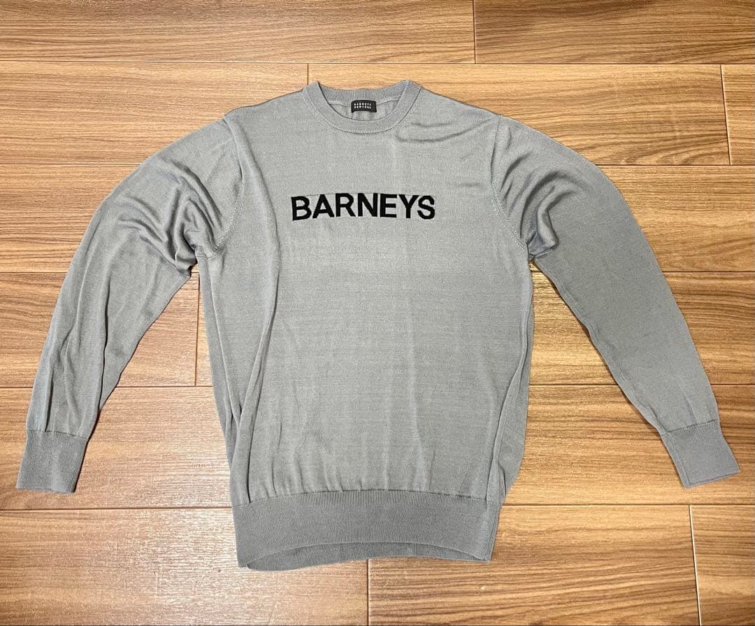 BARNEYS NEWYORK(バーニーズニューヨーク) ロゴ入りニットセーター