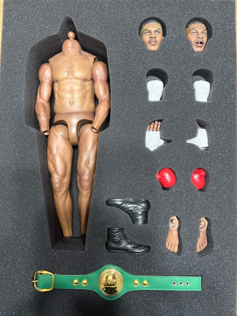 貴重品　マイク・タイソン 1/6 コレクティブルフィギュア マイク・タイソン 1/6 コレクティブル フィギュア ボクシング 3団体