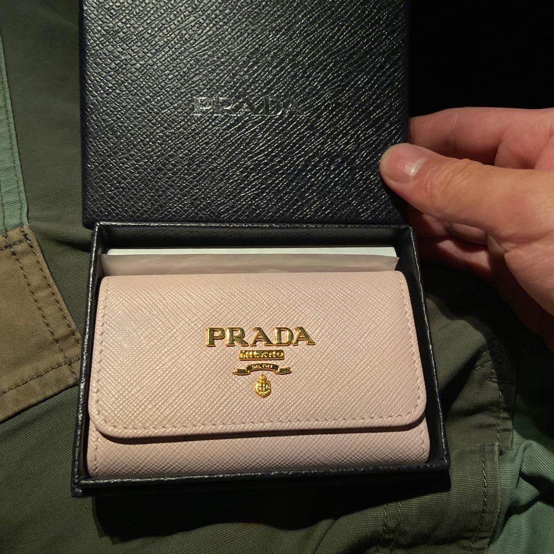 新品未使用品　箱・ギャランティ付き　PRADA プラダ　キーケース PRADA - PRADA プラダ レザーキーケース 白タグ204 ギャランティカード