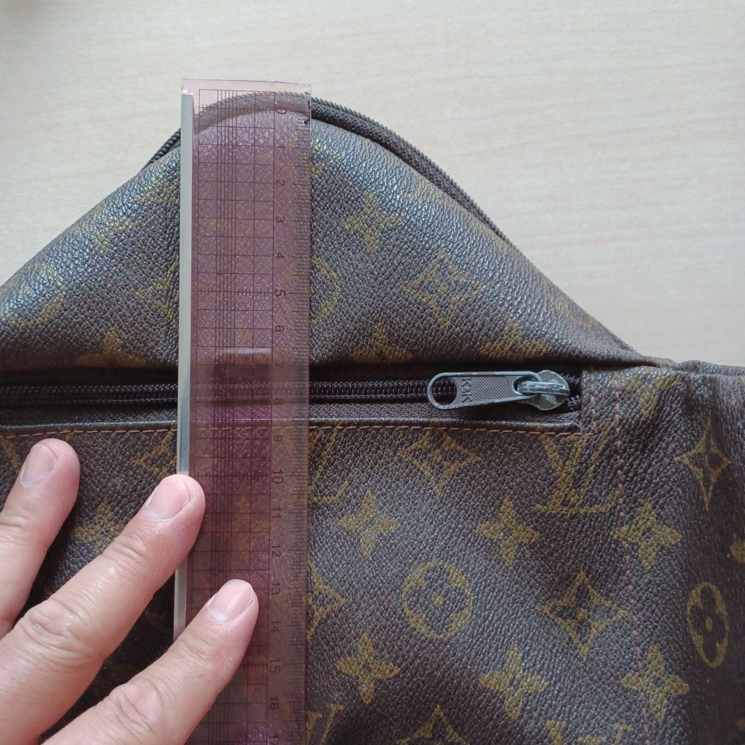 M*4様 Louis Vuitton ボディバッグ ブラウン