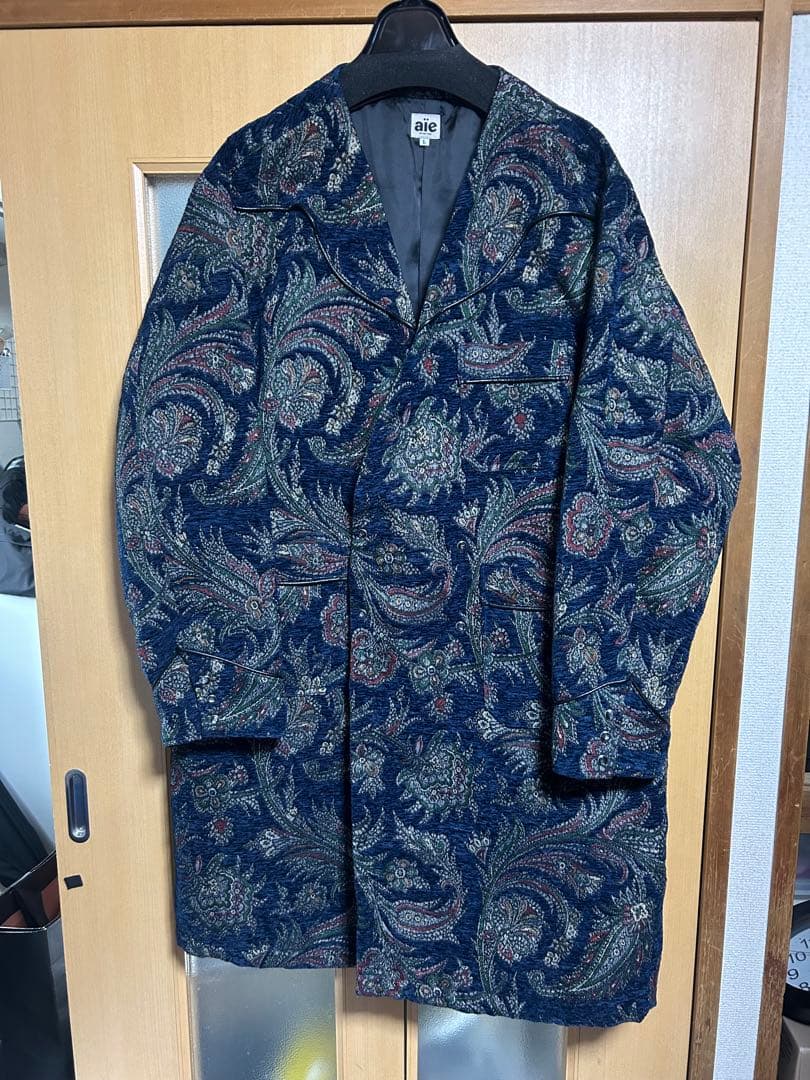 aie ノーカラーコート　ペイズリー Ehre style（エーレスタイル） コート ノーカラーコート ノーカラー
