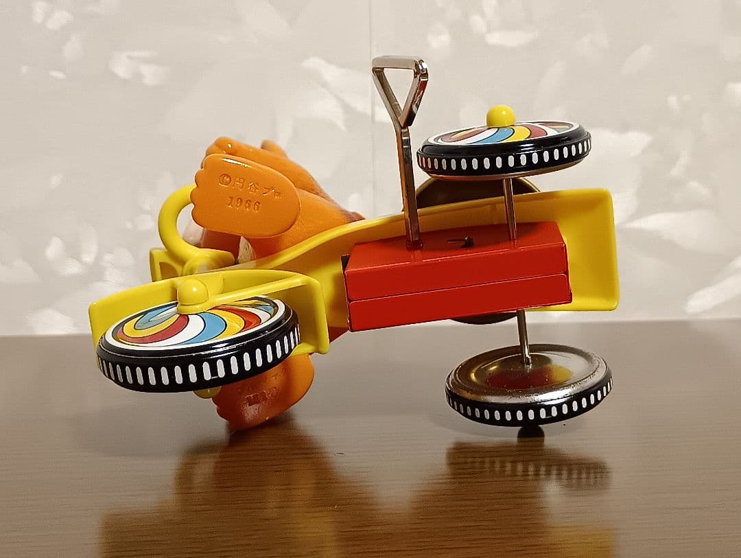 M1号 ブースカ ゼンマイ三輪車