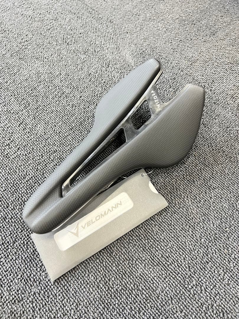 Bianchi VELOMANN MITORA 139 カーボンレール サドル