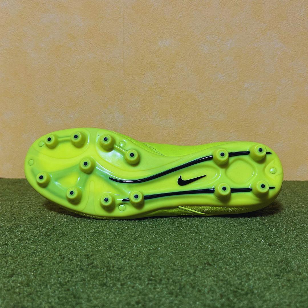 新品 未使用 サッカースパイク ナイキ ティエンポ HG 激レア 25.0cm