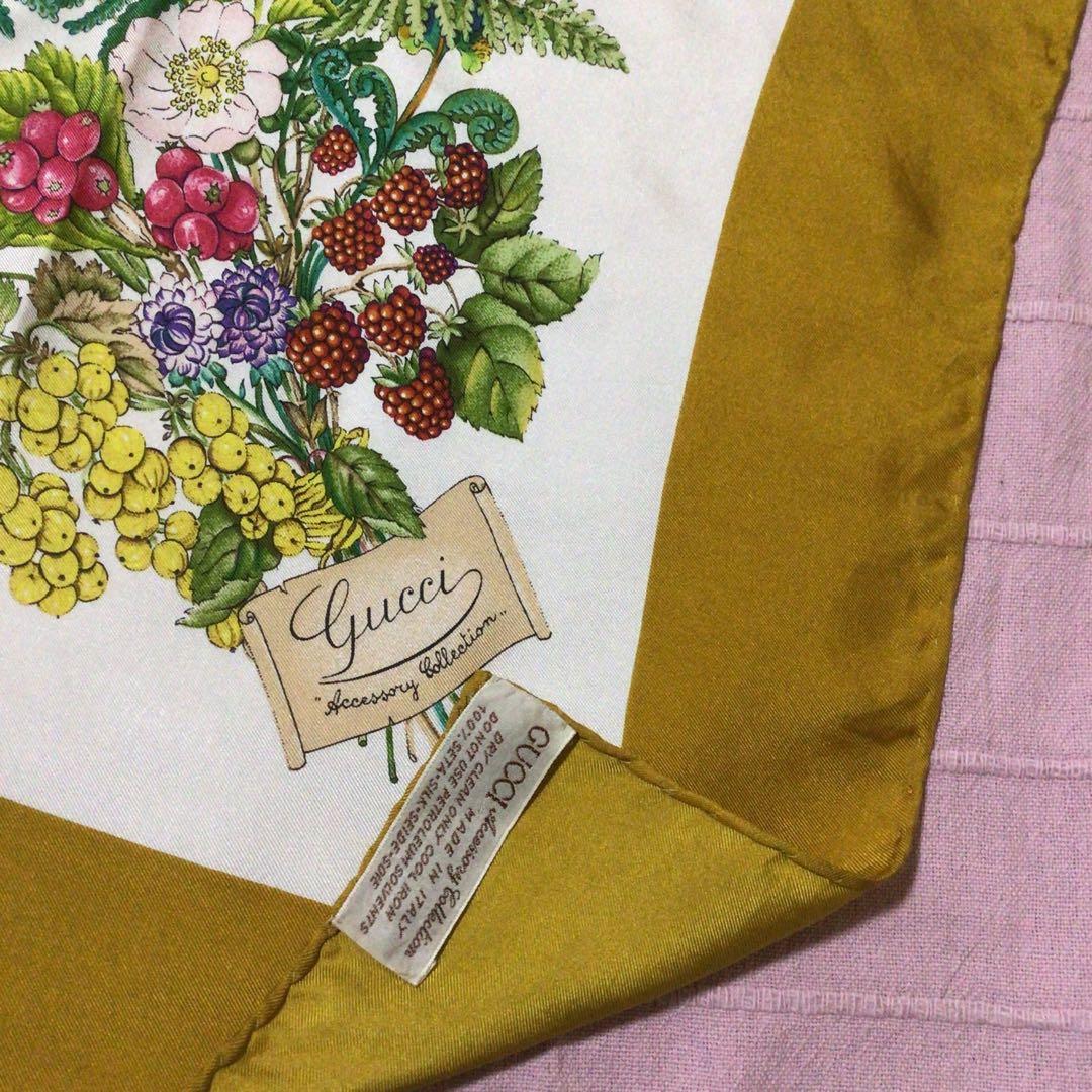 Gucci 花と植物 大判シルクスカーフ