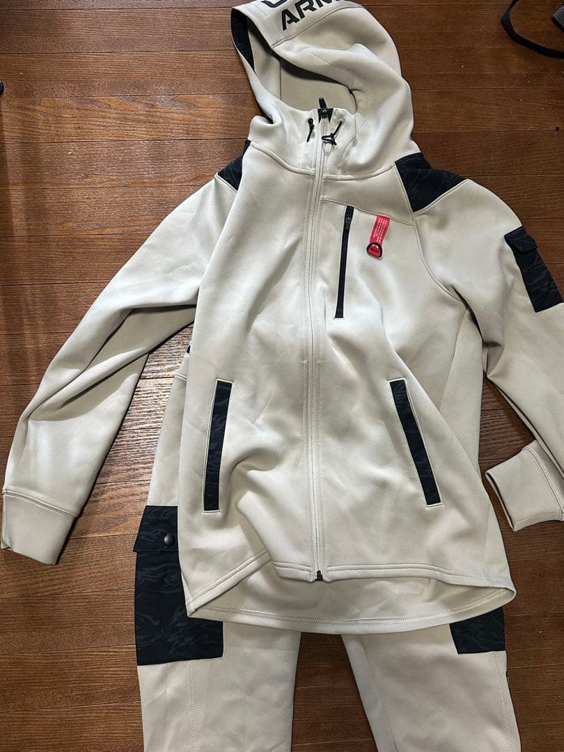 アンダーアーマーハイブリッドセットアップ 楽天市場】50%OFF！UNDER ARMOUR アンダーアーマー セットアップ UA