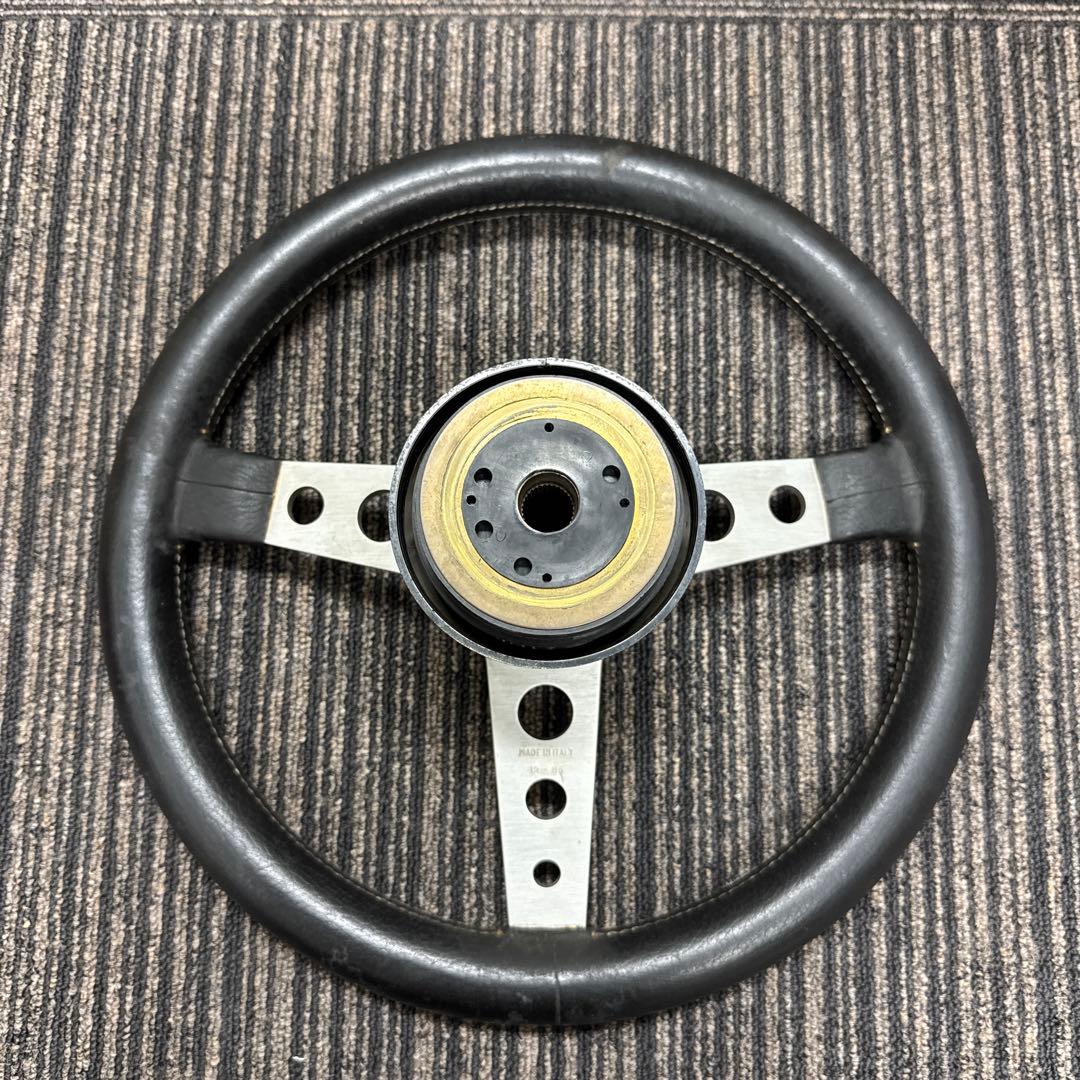 MOMO ステアリングホイール 3スポーク ホーン ボスmomo ウッド
