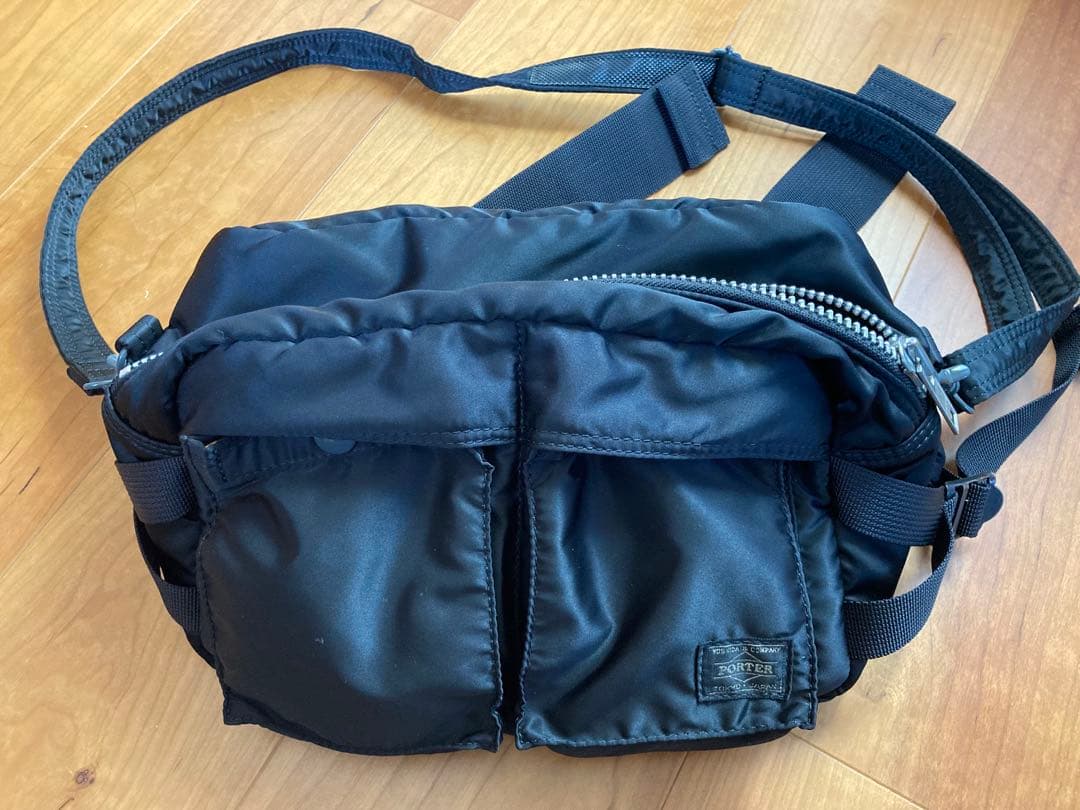 【PORTER 】タンカー ボディバッグ ブラック TANKER(タンカー) WAIST BAG | 吉田カバンホームページ | YOSHIDA & Co.