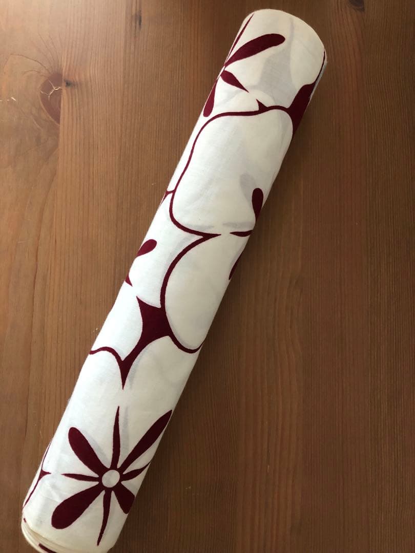 浴衣 反物 黒えんじに白 木瓜づくし