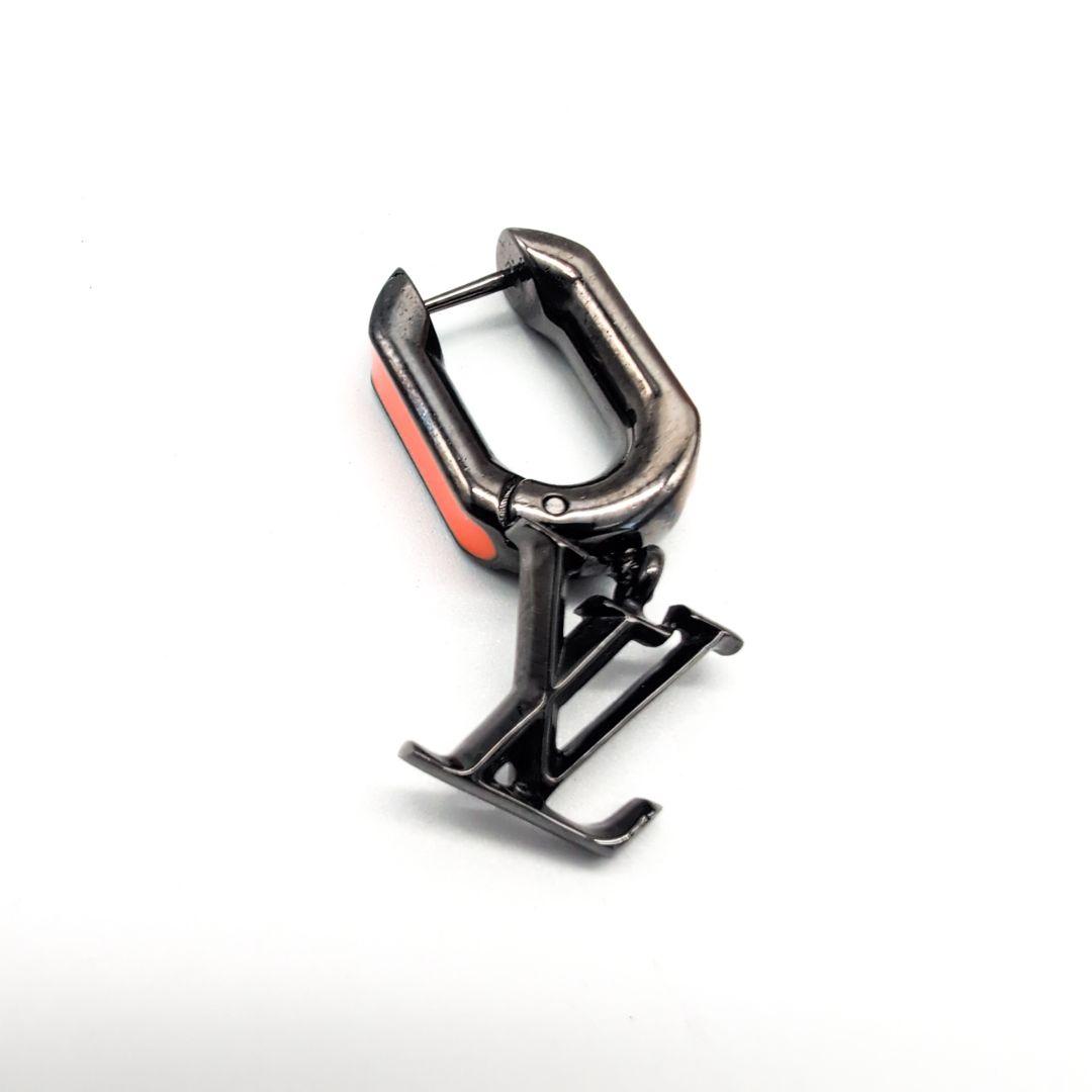 ルイヴィトン ブックルドレイユ パラダイスチェーン ピアス オレンジ