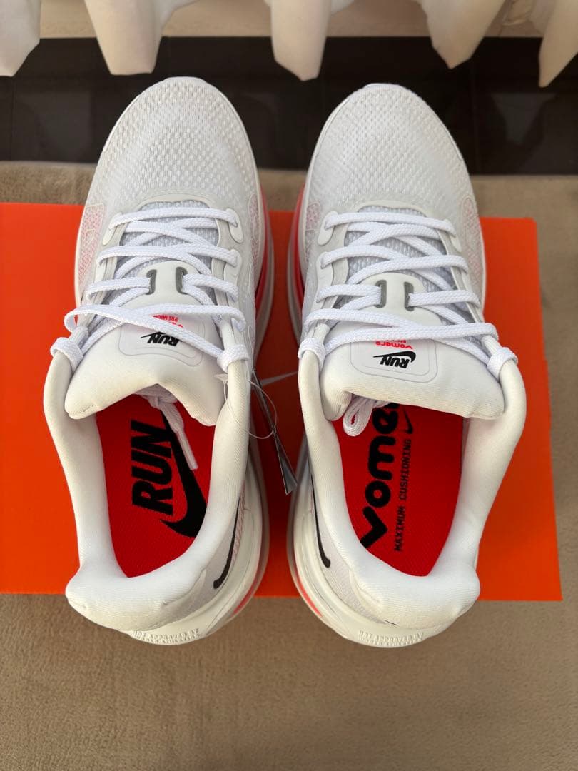 ナイキ ボメロプレミアム　NIKE ボメロプレミアム VOMERO 27.5cm