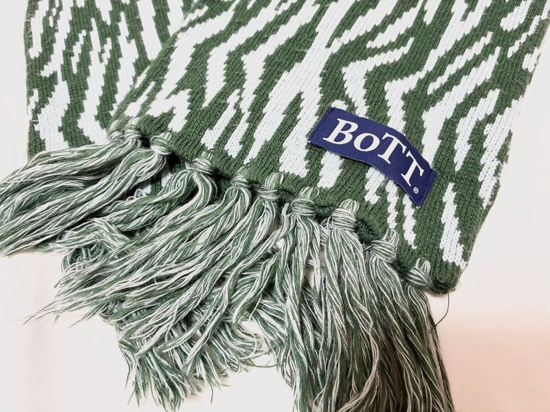 BoTTボットフードマフラーZebra Hood Scarf greenグリーン - メルカリ