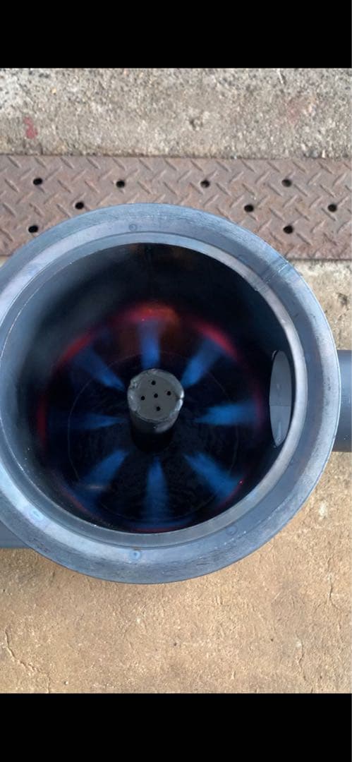 廃油ストーブ 煙突アダプタ付き80mm、100mm煙突使えます。オイルタンク