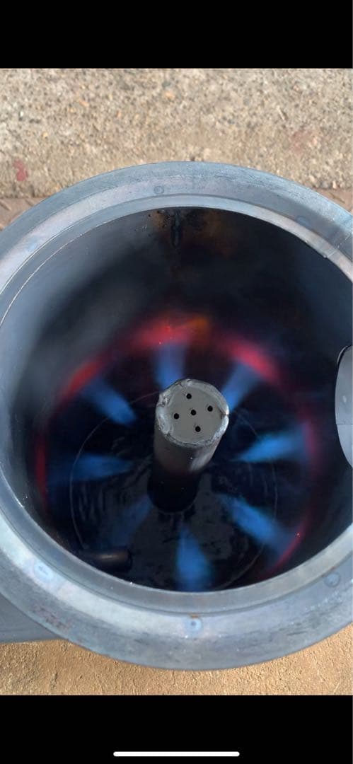 廃油ストーブ 煙突アダプタ付き80mm、100mm煙突使えます。オイルタンク