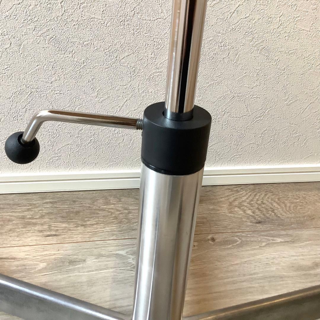 Fritz Hansen KEVI ケヴィチェア 木目調 キャスター付 中古品 - メルカリ