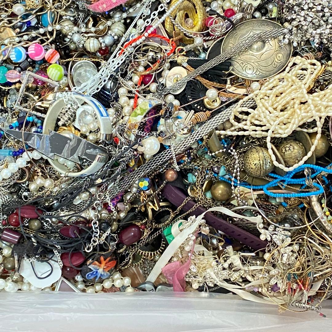 大量まとめ売り ジャンク 未選別 アクセサリー色々⑫ 約11.0