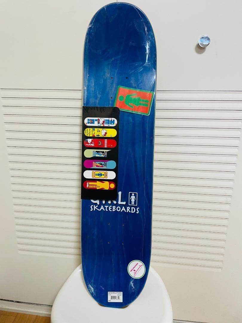 台湾製無地黒デッキテープ付き ガール Girl 8.0デッキ スケートボード