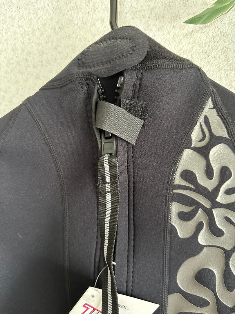 HO Sports ウェットスーツ 可愛いハワイアン柄 Women