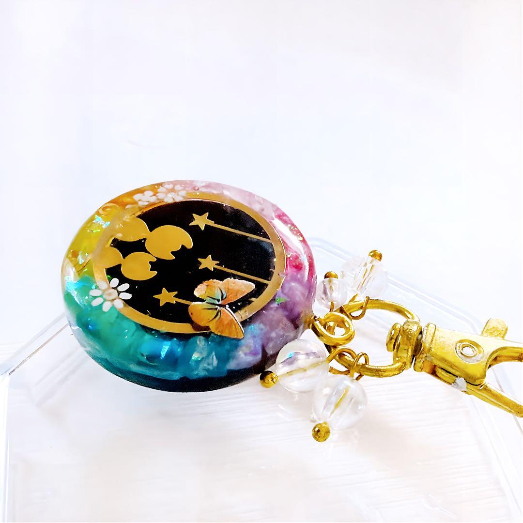 035 星降る夜のネコ達〈M〉虹色 オルゴナイト レジンネックレス 受注