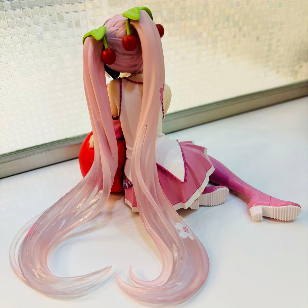 新品】初音ミク 桜ミク DesktopCuteフィギュア さくらんぼクッション