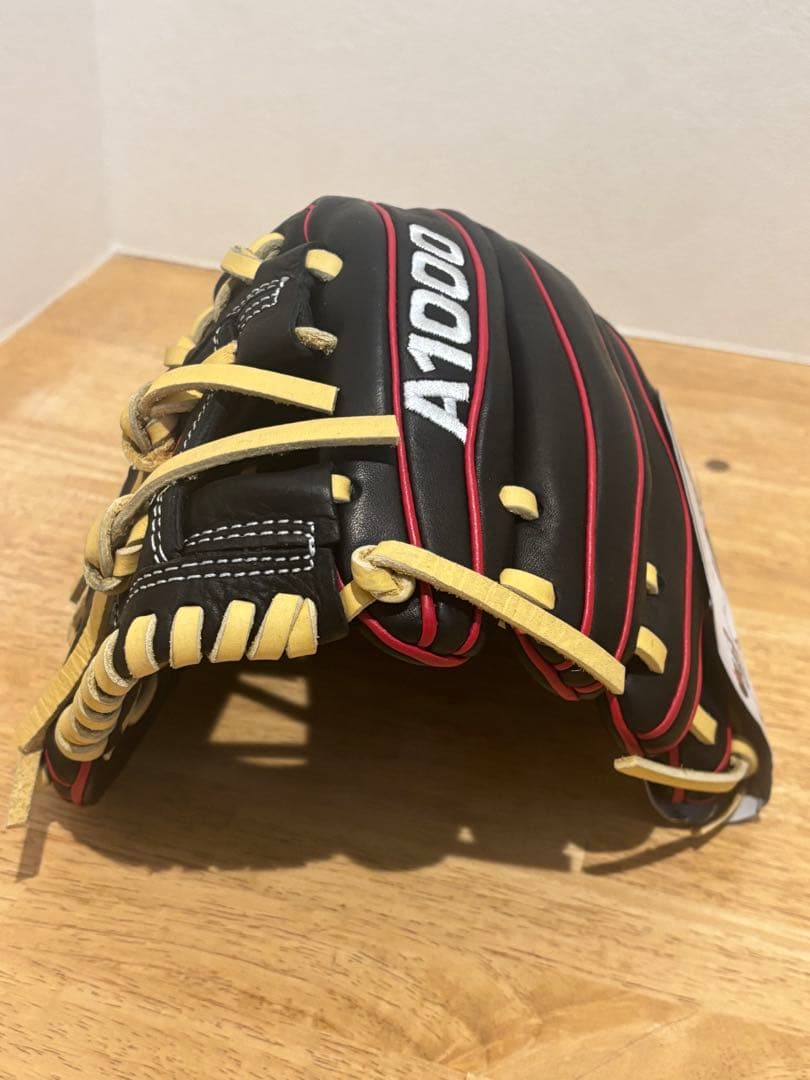 日本未発売 MLBプロモデル Wilson A1000 グローブ 黒/赤 日本未発売