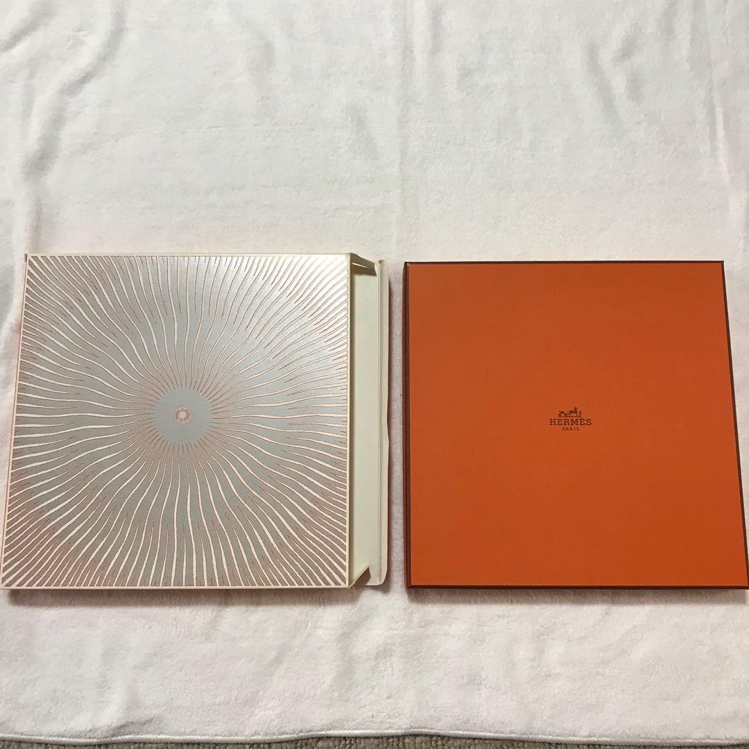 エルメス スカーフ カレ 90 ROUGEUR DES MATINAUX - メルカリ