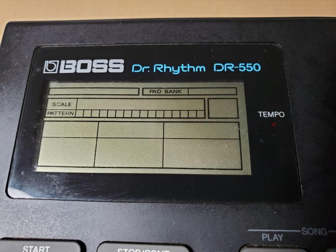 DTM・DAW BOSS DR-550 electronic drum machine The Boss DR-550 Mark II : My Favorite Drum Machine - YouTube