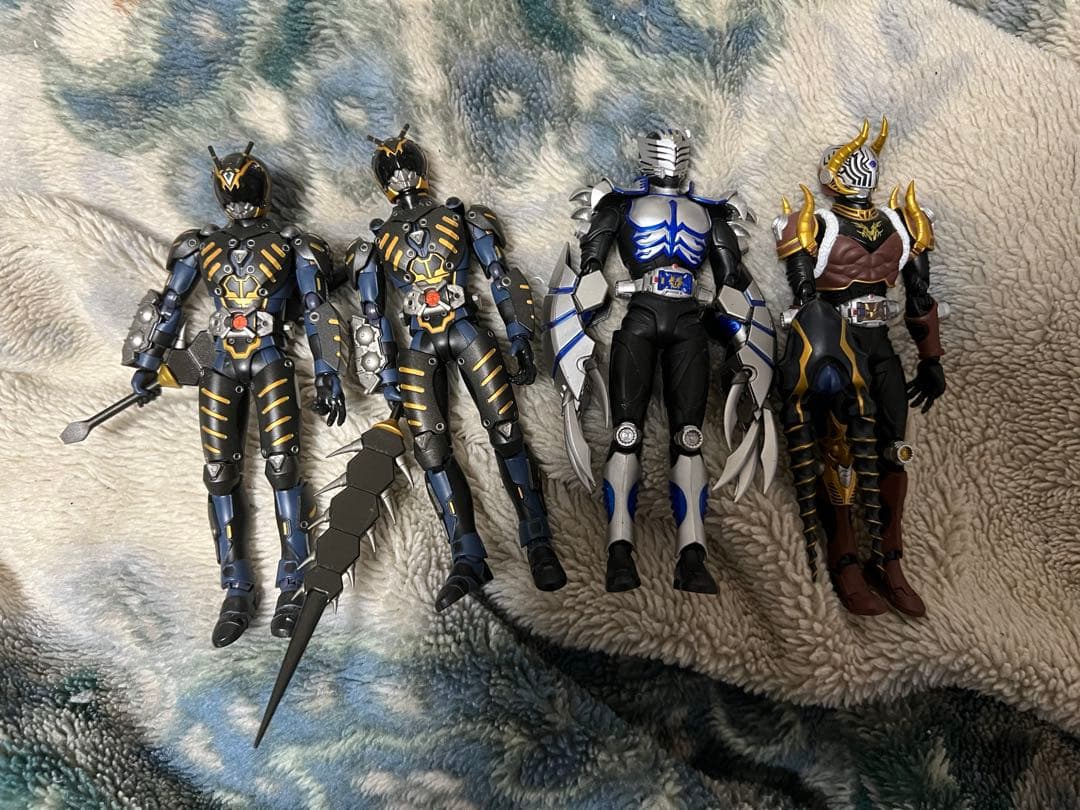 shフィギュアーツ仮面ライダー龍騎全ライダーミラーモンスターセットと