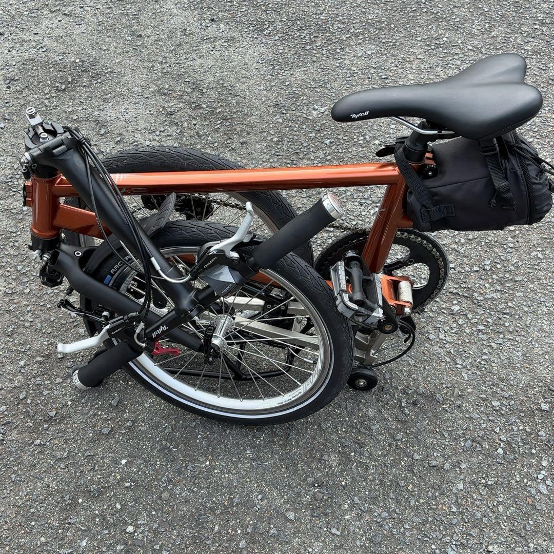 Tyrell IVE リアキャリア、スタンド、輪行袋付き ※プロによる洗車済み Tyrell IVE リアキャリア、スタンド、輪行袋付き ※プロによる洗車済み