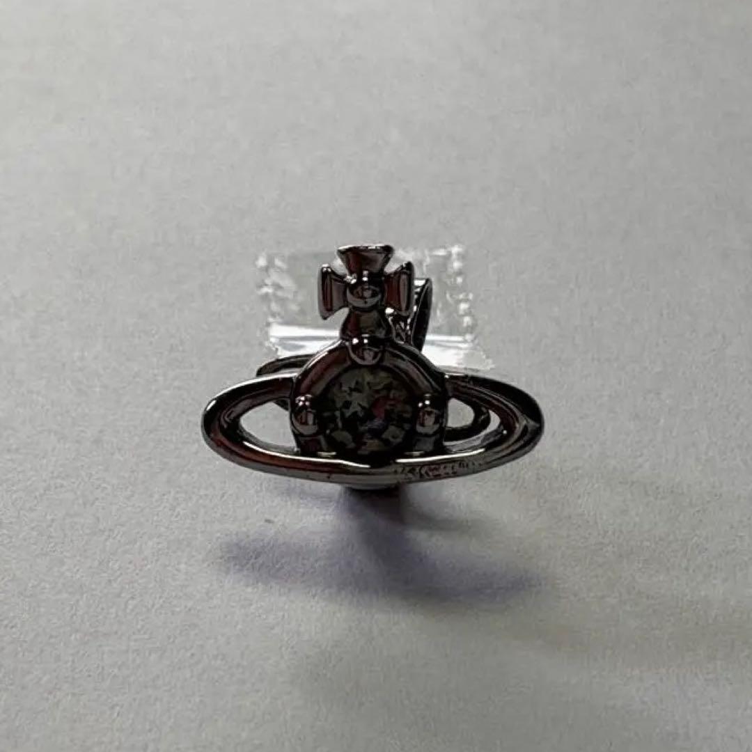 vivienne westwood ピアス 片耳 ブラック - メルカリ