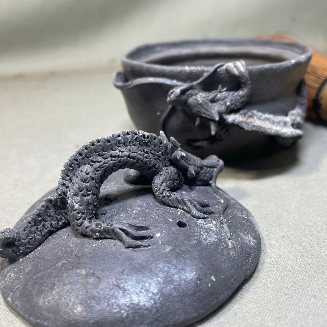 N*g様 時代 備前双龍宝瓶 炭化青備前 窯変 双竜