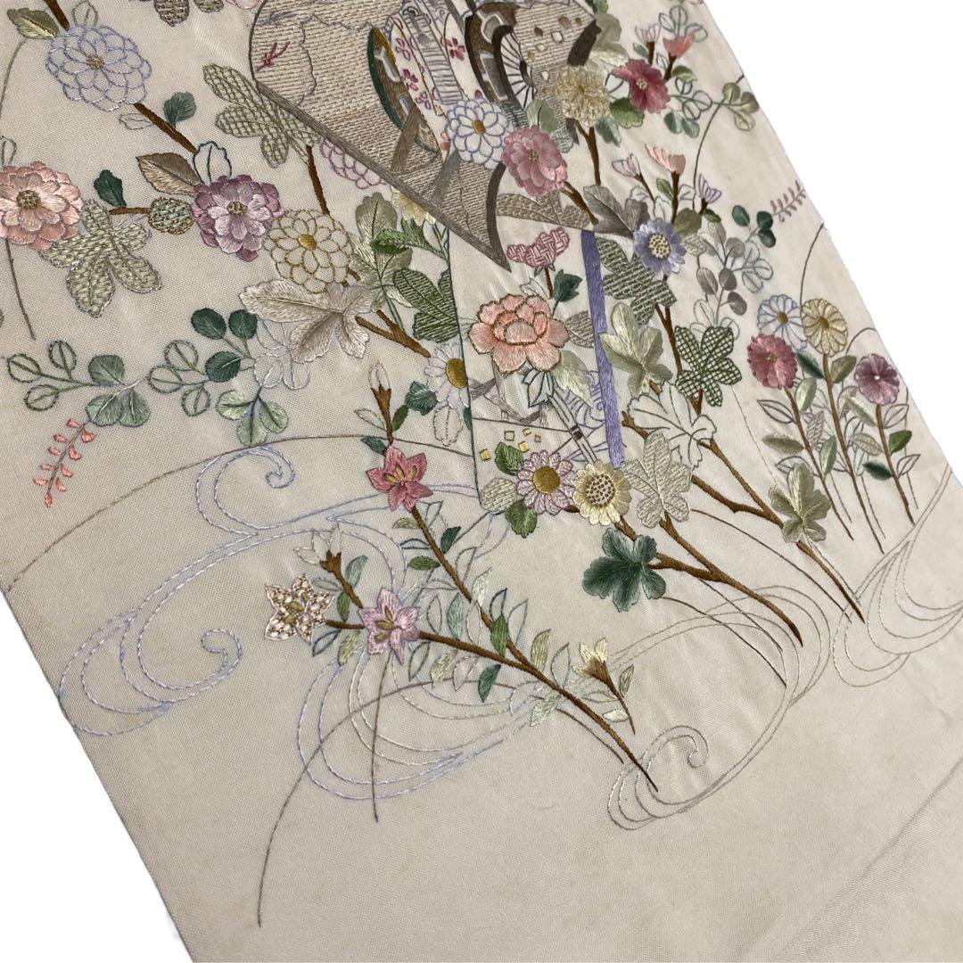 ̮⃝ 季節の花々と読み本 総刺繍 袋帯