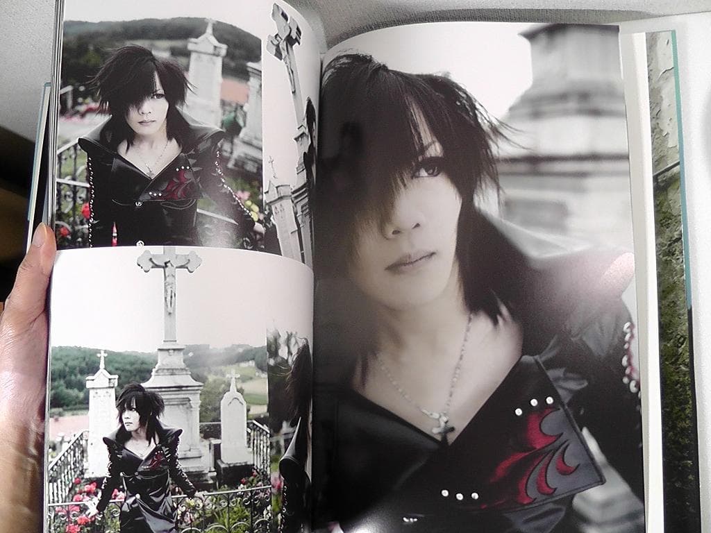 the GazettE Verwelktes Gedicht 写真集 CD枯詩付 - メルカリ