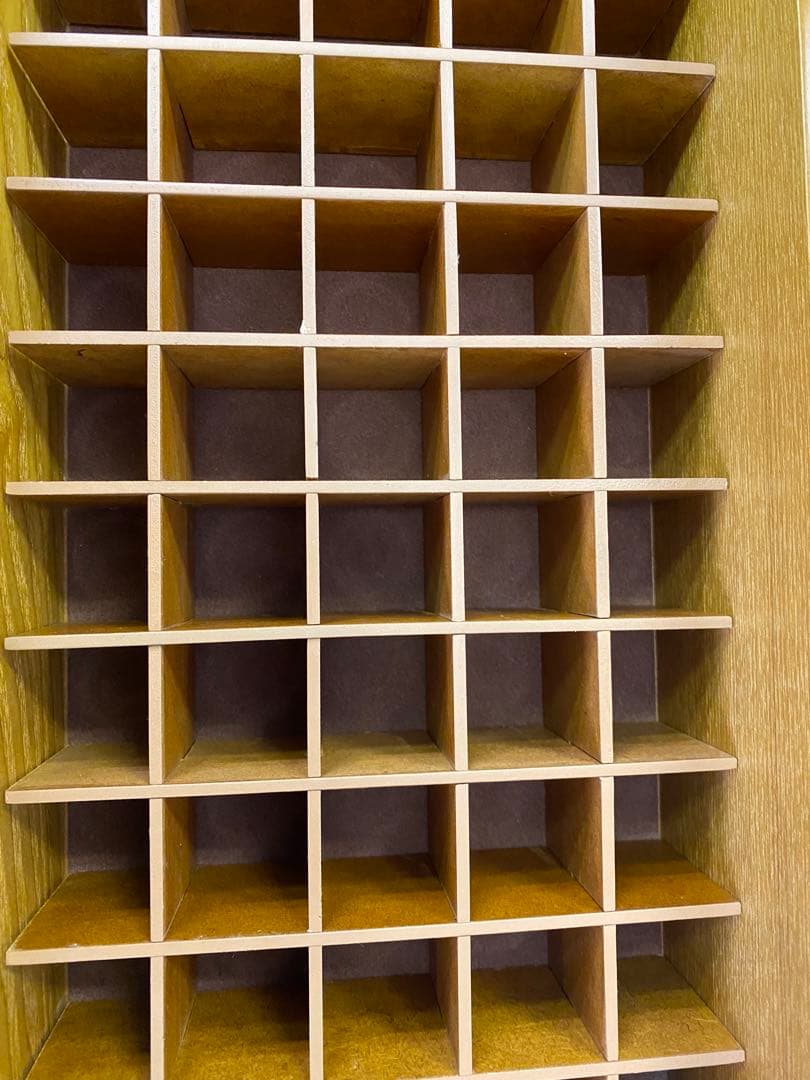 doTERRA 木製ガラス蓋付き エッセンシャルオイル瓶50本収納 ボックスの