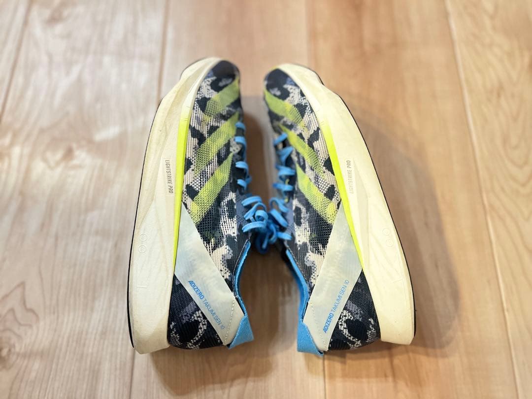 【当日または翌日発送】 アディダス タクミセン10 28.0cm