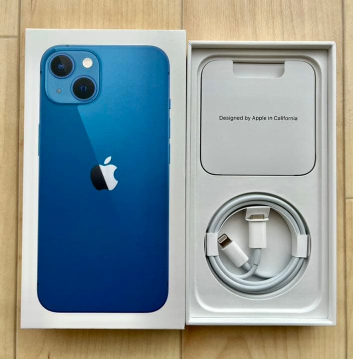 専用ページ】純正 iPhone13 Blue 空箱＆付属品 - メルカリ