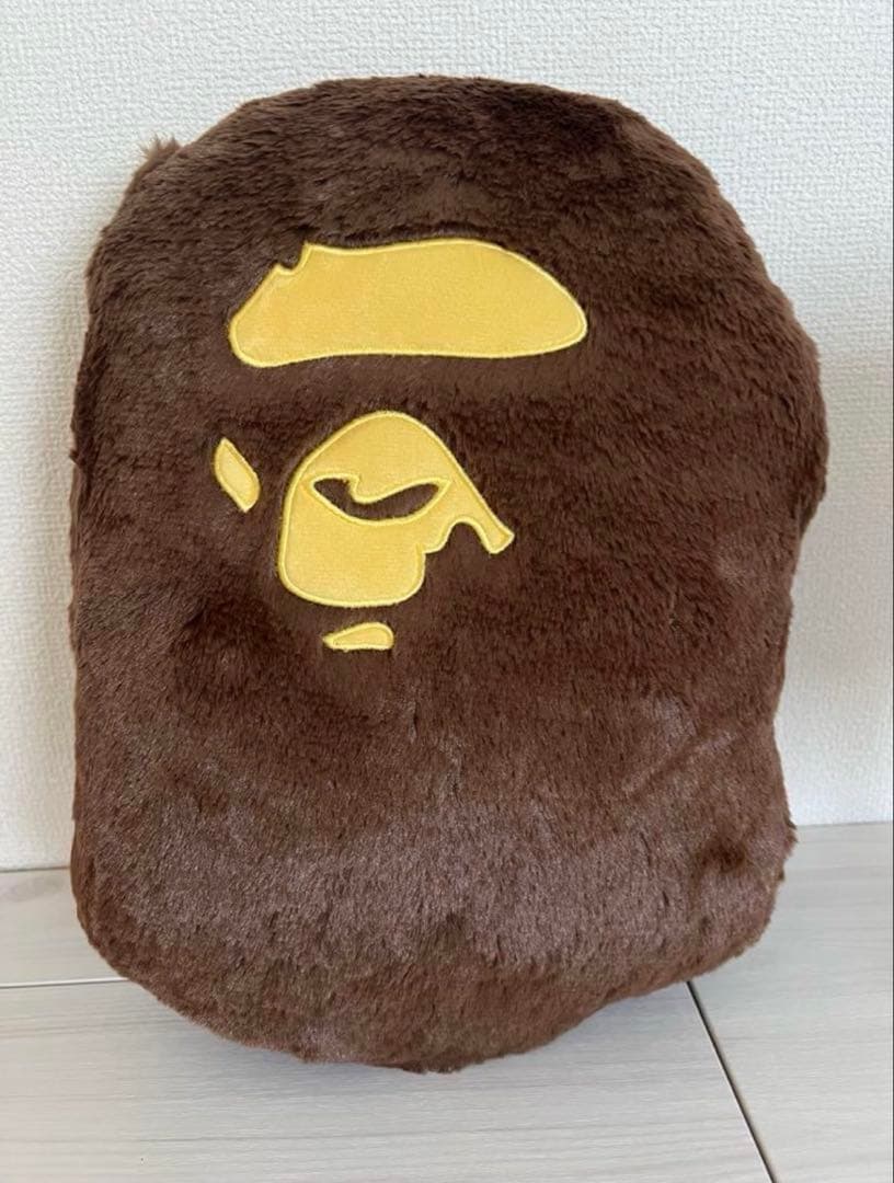 A BATHING APE HEAD CUSHION クッションエイプ ベイプ 001HOI701003_BRW_A_600x.jpg?v=