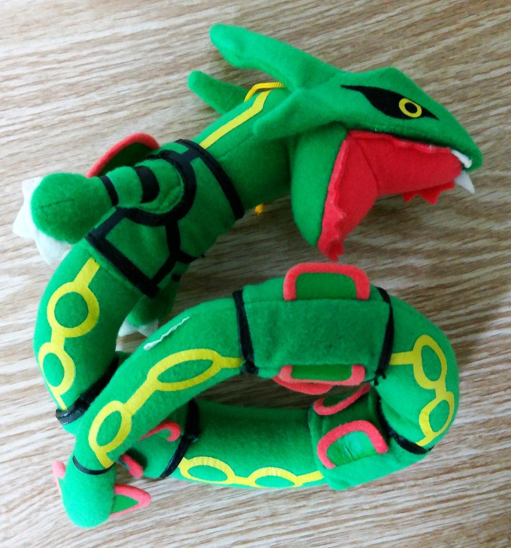 ポケットモンスター ルビー・サファイア迫力満点レックウザぬいぐるみ