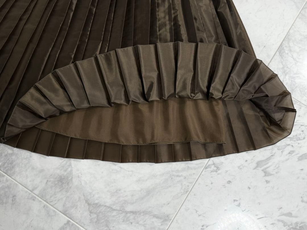 美品☆24年Drawer ドゥロワー PRE2タフタプリーツスカート36 - メルカリ