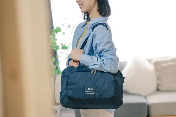 Bluetrip ネイビー キルティング スーツケースのようなボストンバッグ