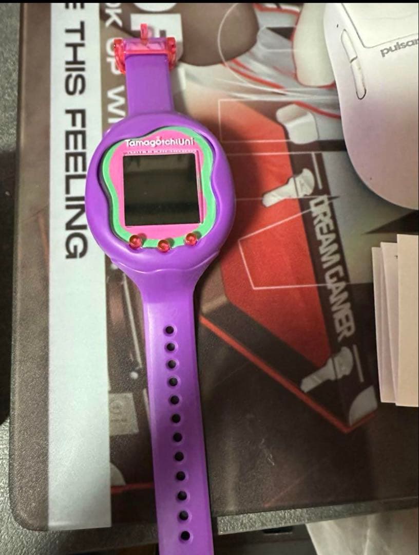 Tamagotchi Uni 紫色 デジタルペット時計 Tamagotchi Uni - Purple