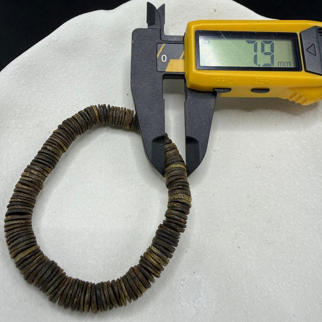 L019 全沈水極上緑油ガロ 沈香 原木 香木 高級品重さ 8.8g