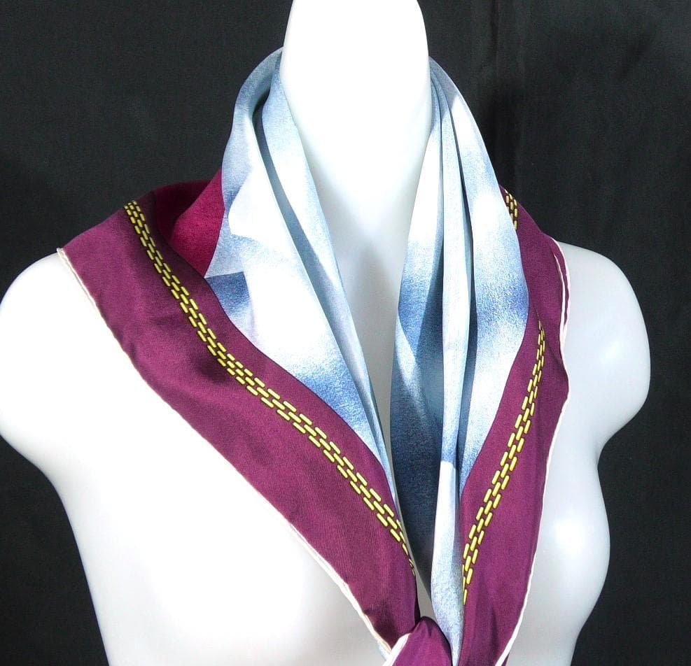 美品 Cartier カルティエ 大判シルクスカーフ D479 - メルカリ