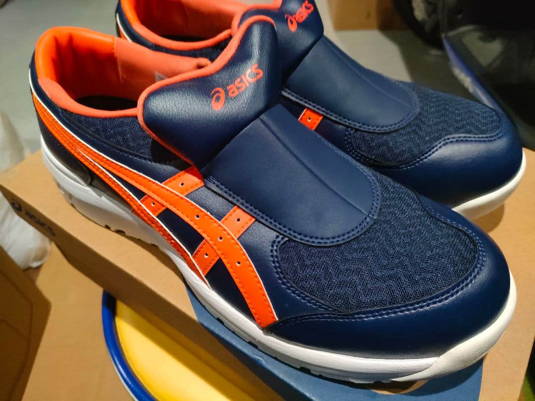 アシックス ASICS WINJOB CP211 SLIP-ON 27.5cm