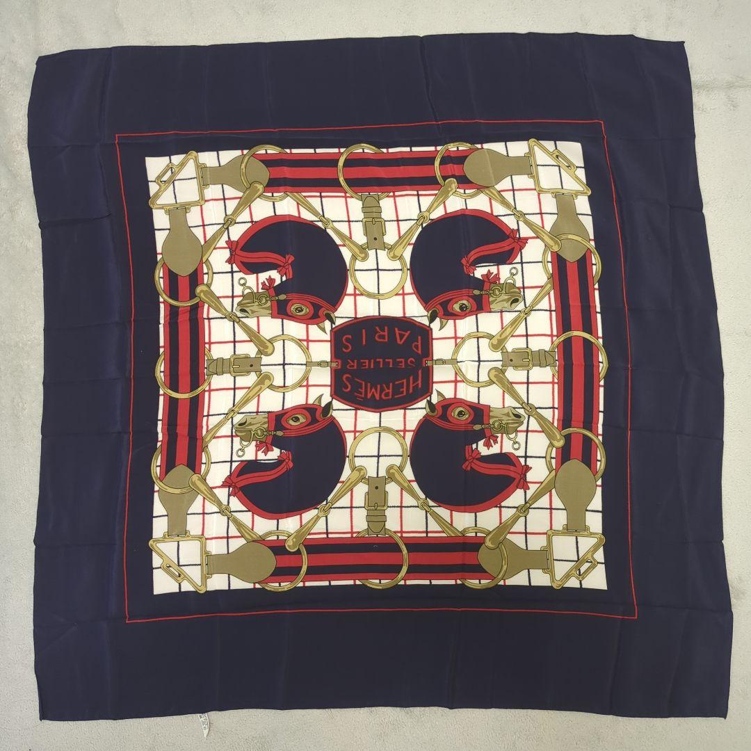 HERMESスカーフ カレ　SELLIER 競走馬ネイビー シルク スカーフ HERMESスカーフ カレ SELLIER 競走馬ネイビー シルク スカーフ HERMES