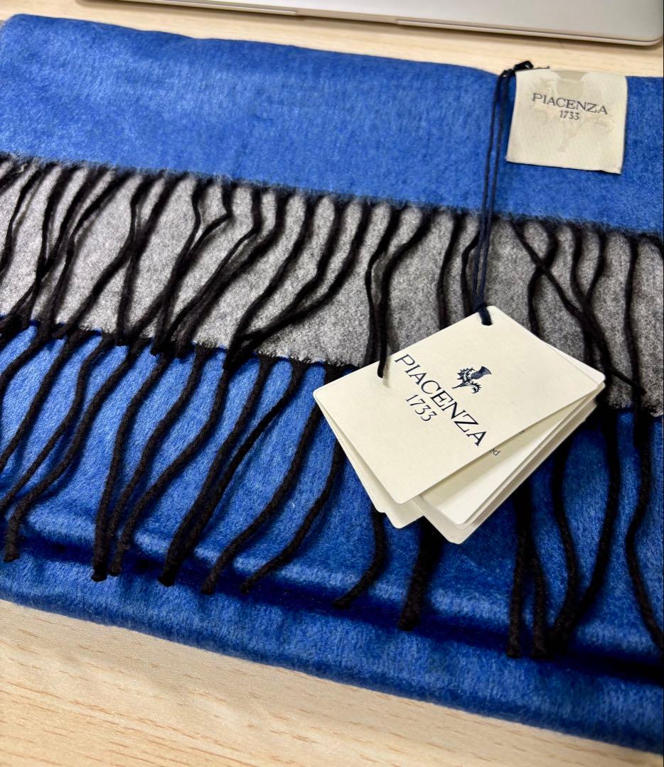 PIACENZA カシミアシルク青 銀色 二色 フリンジ付きマフラー