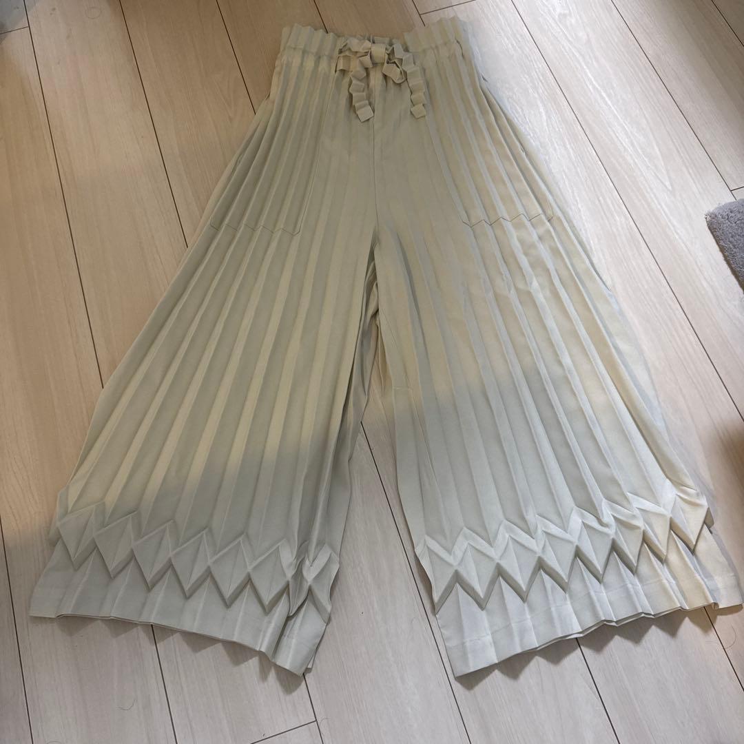 ME ISSEYMIYAKE 三宅一生ME me ISSEY MIYAKE – isseymiyake.com