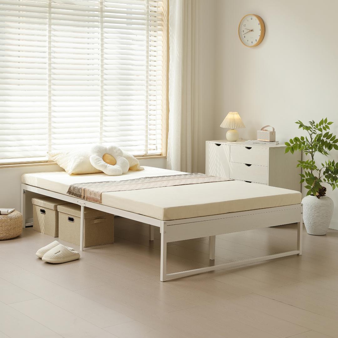 超人気！ベッドフレーム 【セミダブル SD】パイプベッド セミダブル WHITE