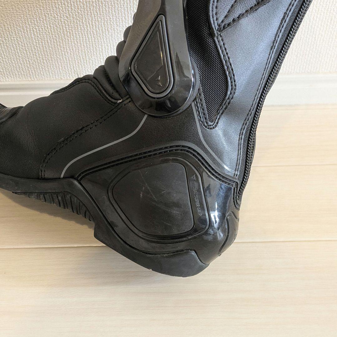 【値下げ】Dainese ダイネーゼ NEXUS 2 25.5cm